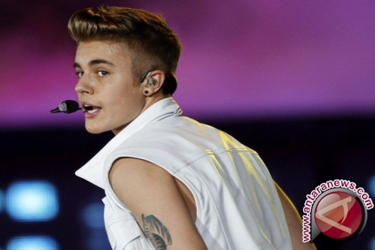 Fotografer Korban Tabrakan Menyebut Justin Bieber 