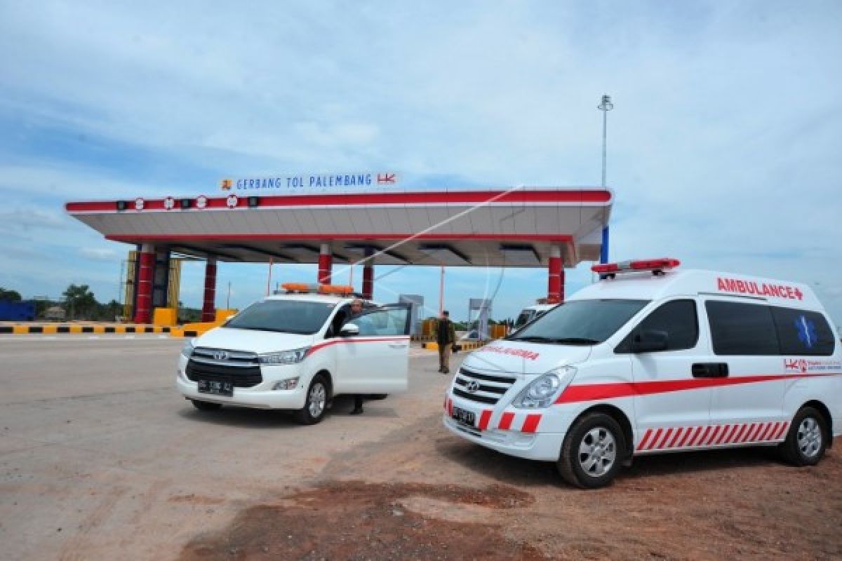Bank Riau Kepri kado ambulans di HUT Kabupaten Lingga