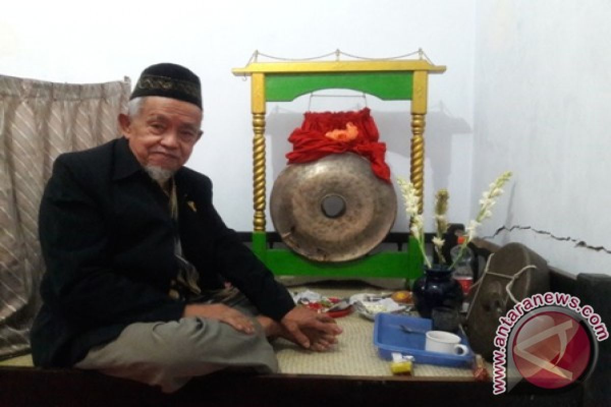 Legenda Gong Si Bolong di Depok