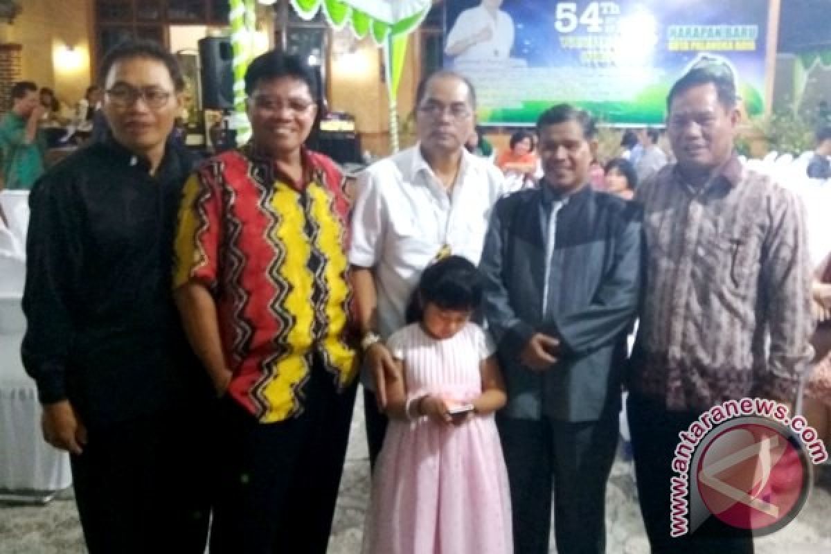 Yulius-Yasin Optimistis Maju Pilkada Palangka Raya Lewat Jalur Perseorangan