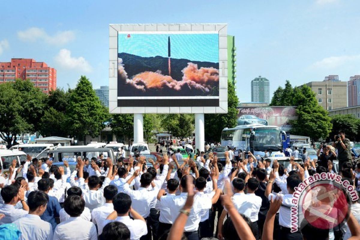 Korea Utara klaim sukses luncurkan rudal antar-benua