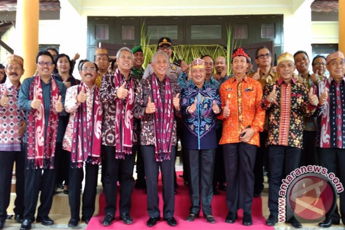 Yogyakarta-Lamandau Jajaki Kerjasama Bidang Transmigrasi