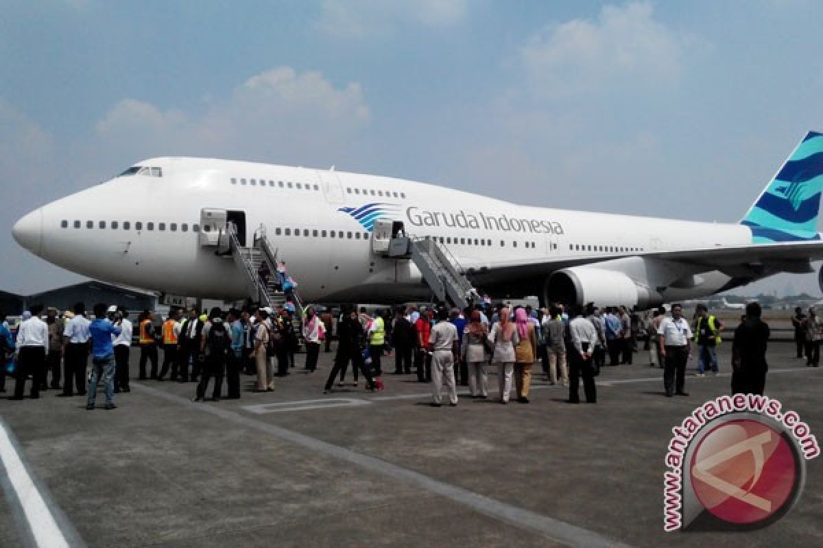 Tarif tiket pesawat Garuda turun 20 persen