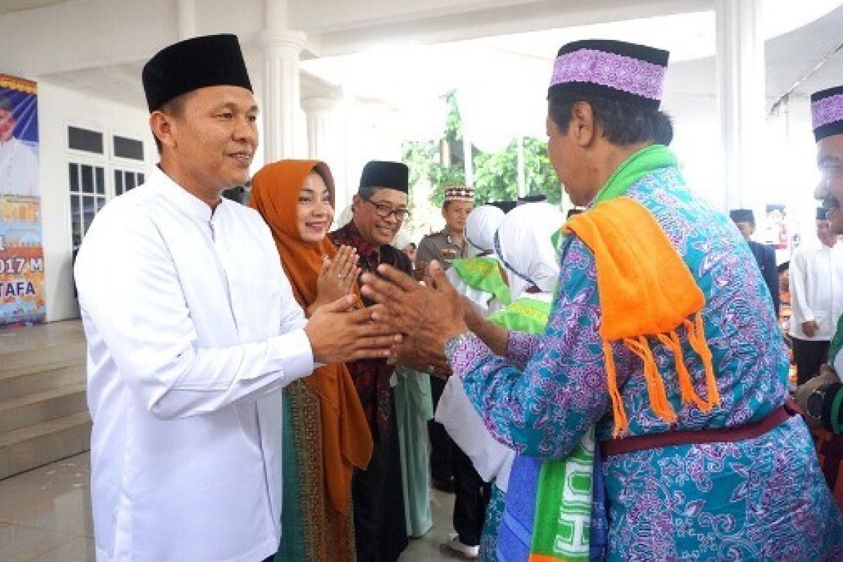 Lampung Tengah Bantu Jamaah Haji Rp2 Miliar 