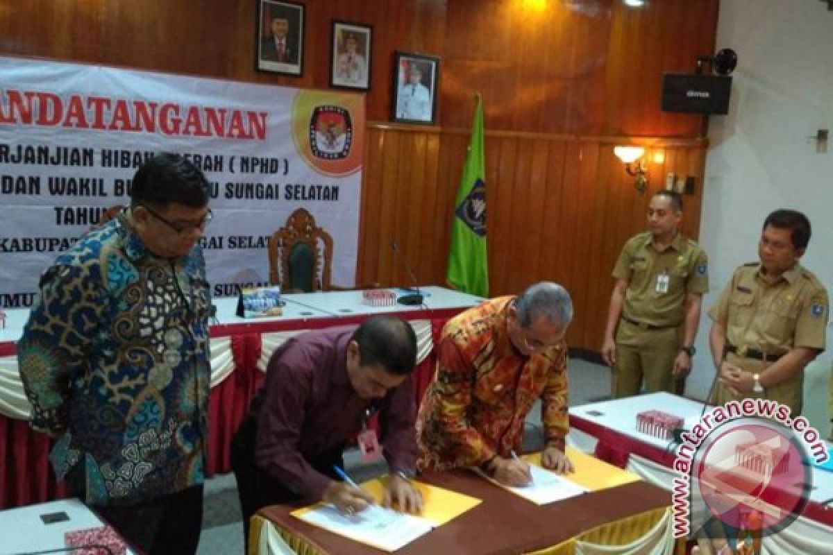 Pemkab HSS Gelar Penandatangan NPHD Pilkada 2018