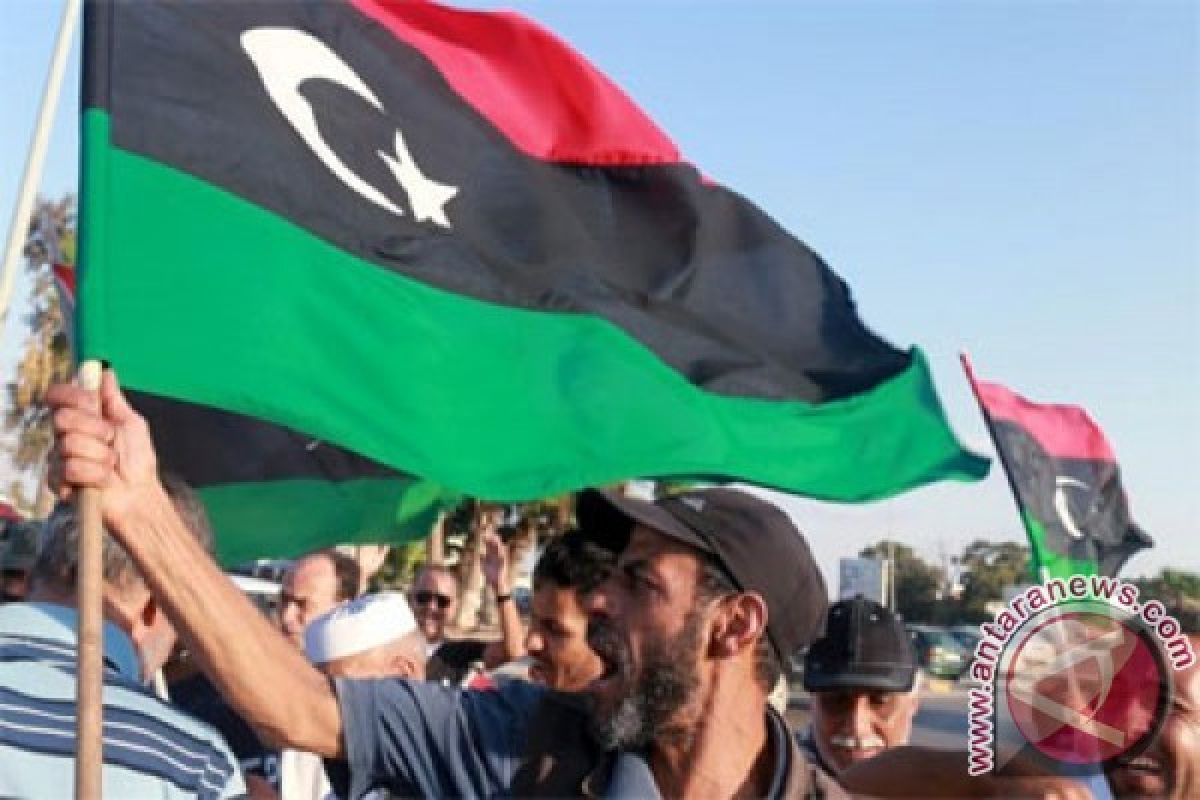 Pemrotes serbu gedung markas konstitusi Libya