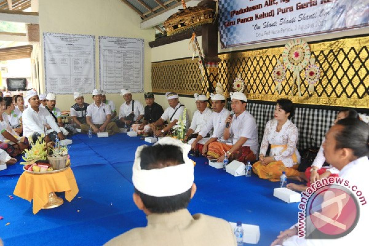 Bupati Suwirta Tinjau Persiapan Ritual di Nusa Penida