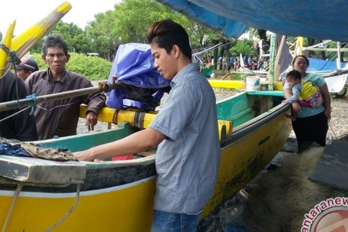 Nelayan Jembrana jual mesin bantuan