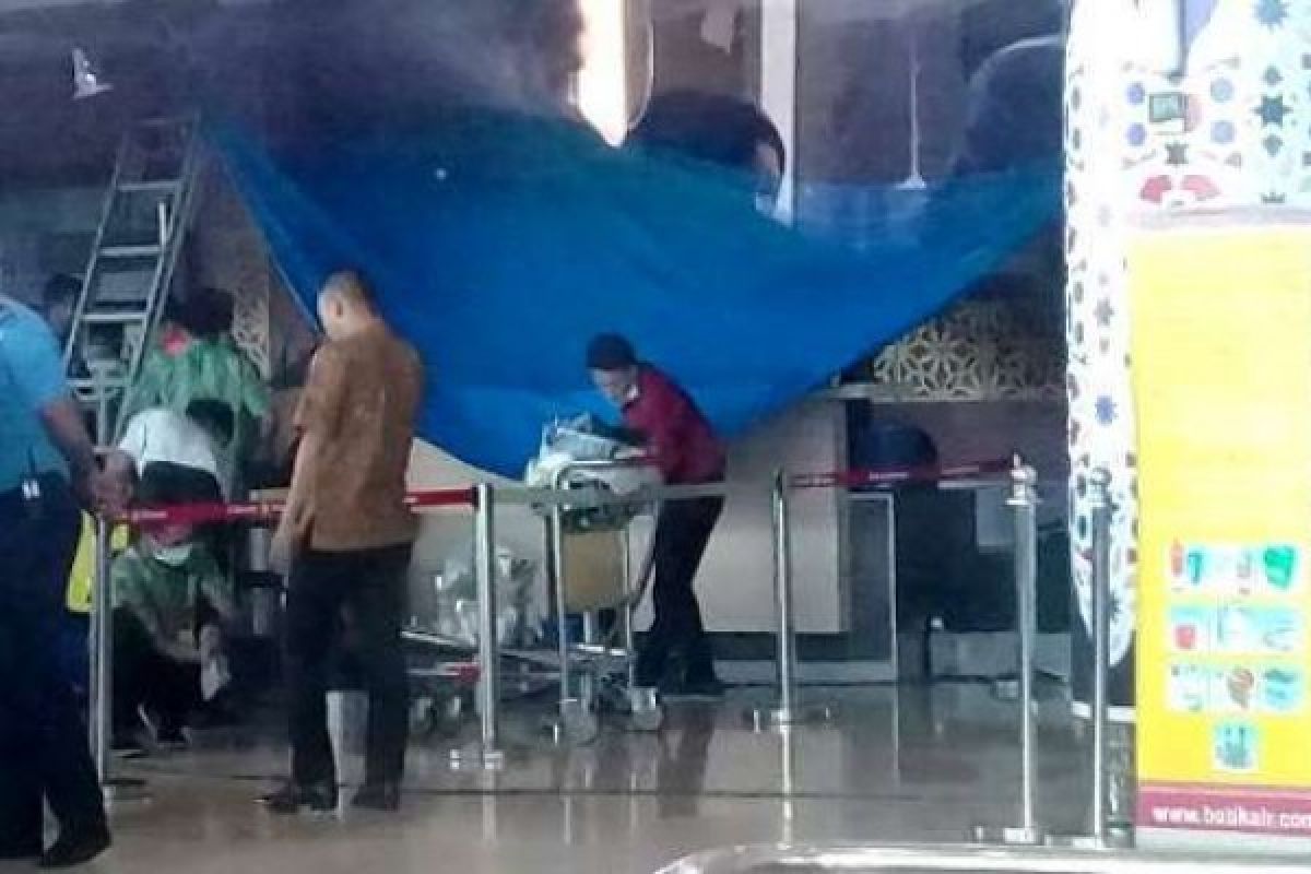 Lima Loket "Chek-in" Tiket Bandara Pekanbaru Terganggu