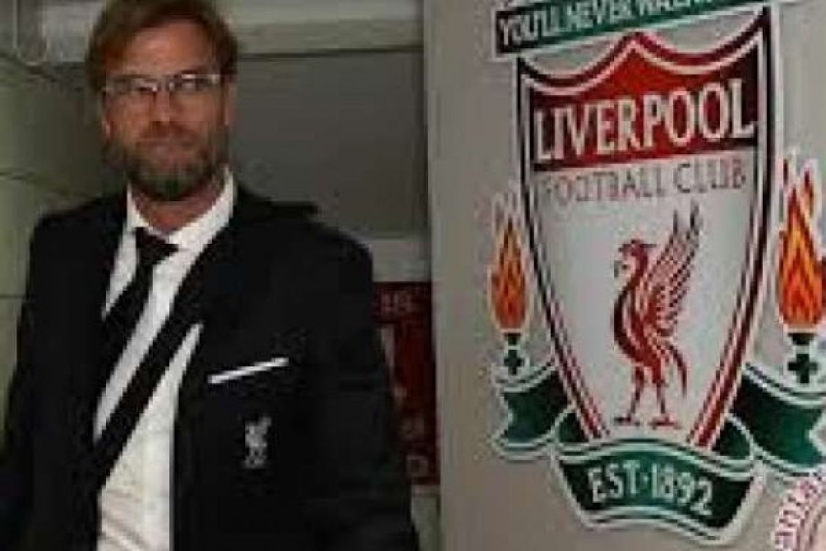 Liverpool Rekrut Bek Kiri Robertson Dari Hull