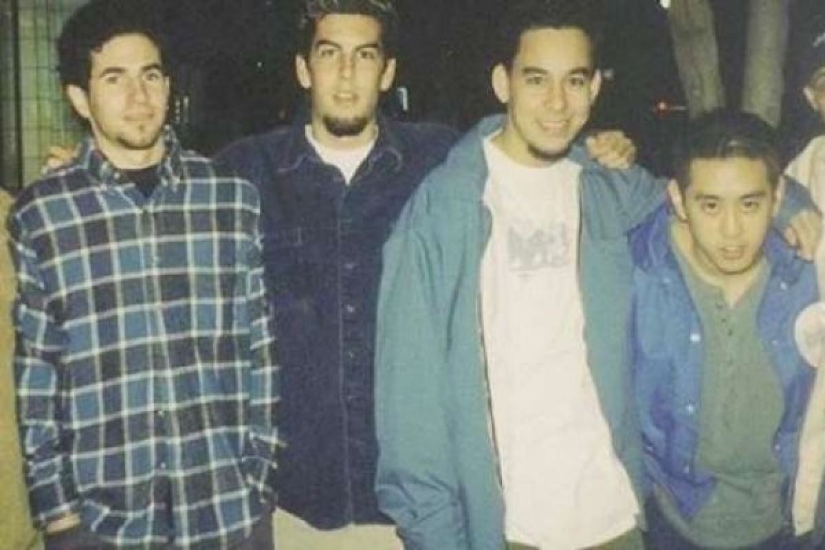 Mike Shinoda Unggah Foto Linkin Park Pertamanya