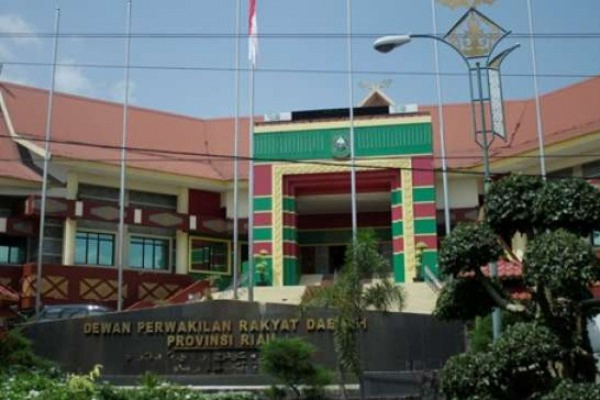 Paripurna RTRW Riau Masih Belum Jelas Kapan Pelaksanaannya