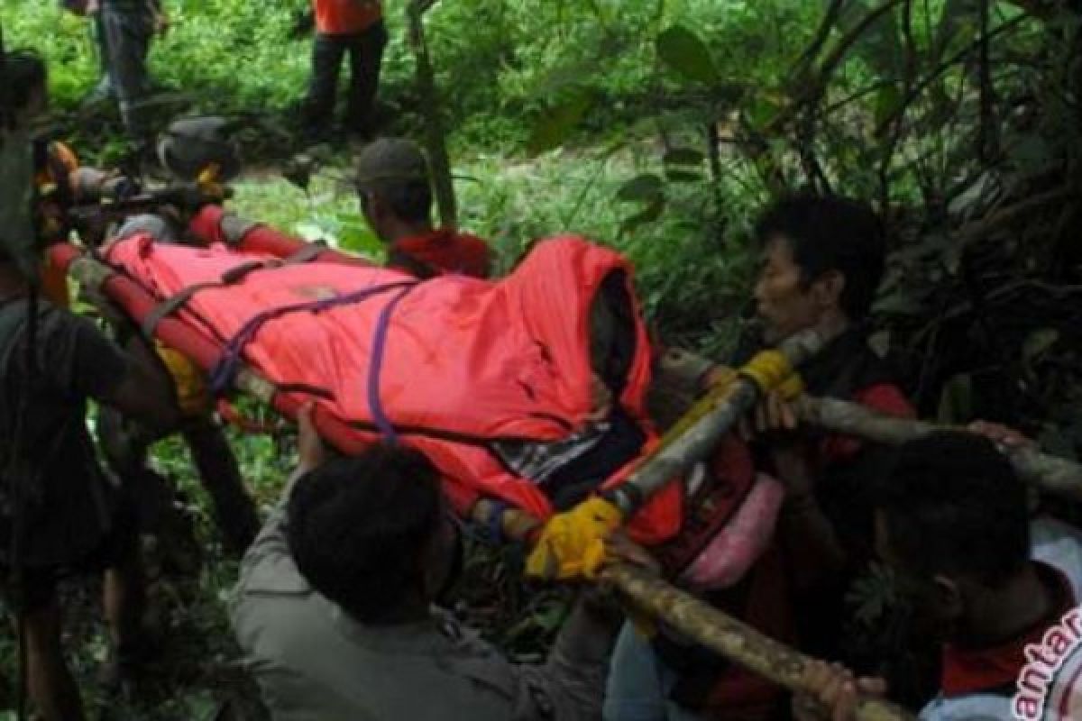 Pendaki Nyasar Gunung Slamet Berhasil Diselamatkan