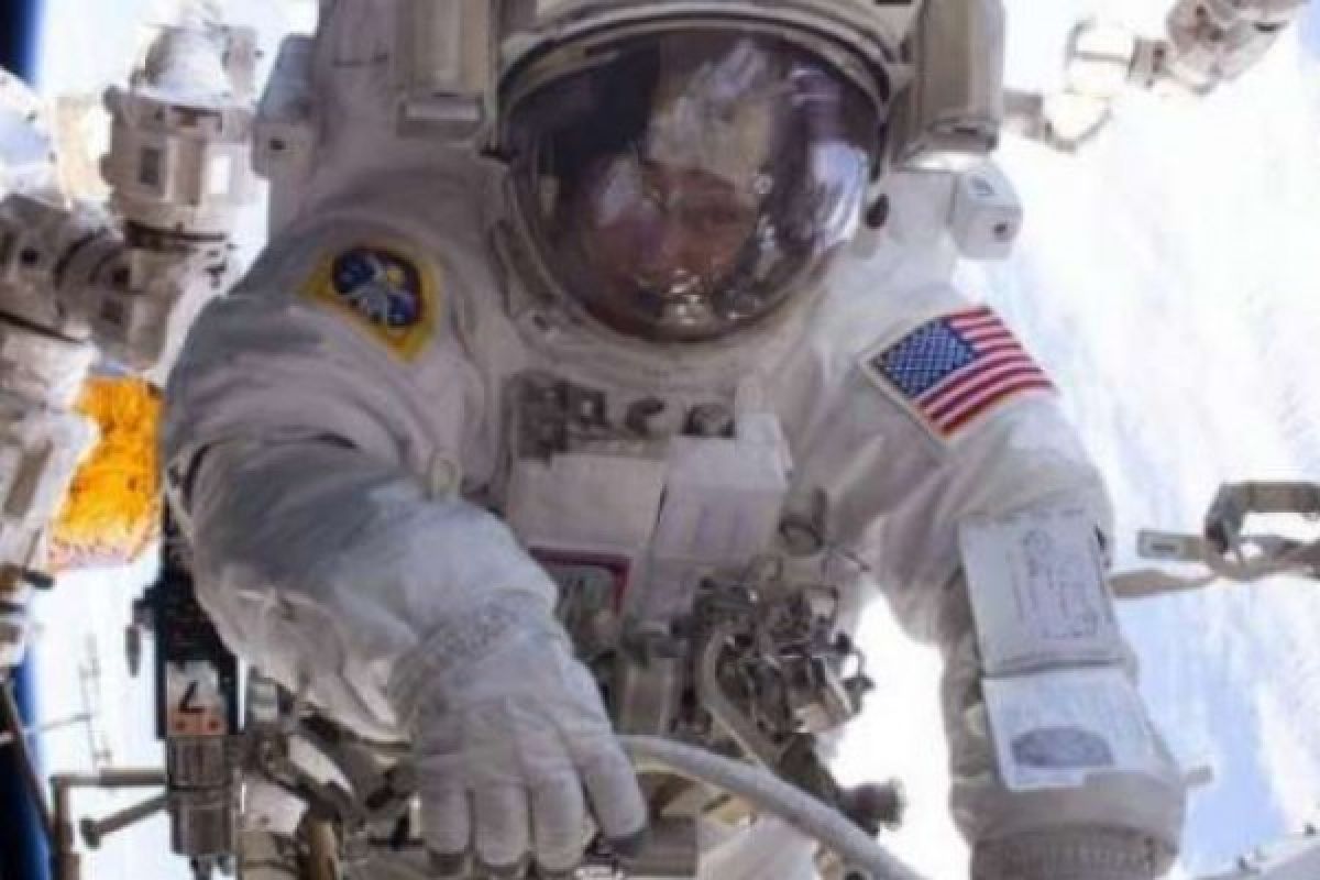 Tiga Astronot Ikut Bergabung Di Stasiun Luar Angkasa Internasional 