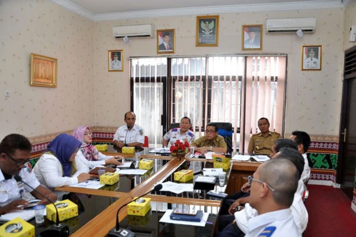 Gubernur Lampung Membentuk Tim Percepatan Pembangunan Fasilitas Perkeretaapian