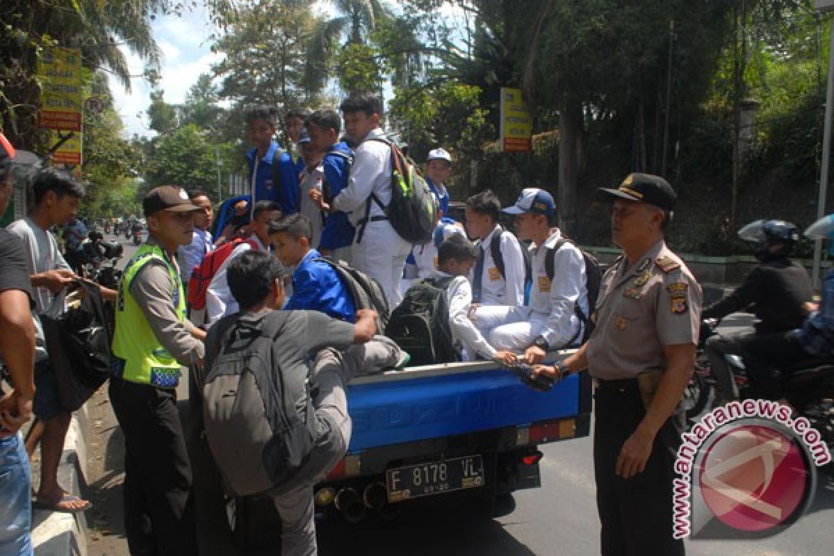 Polisi buru provokator perusakan terminal Sukabumi