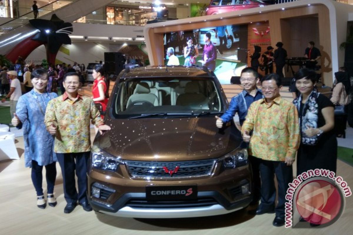 Harga Wuling Confero mulai Rp128 juta