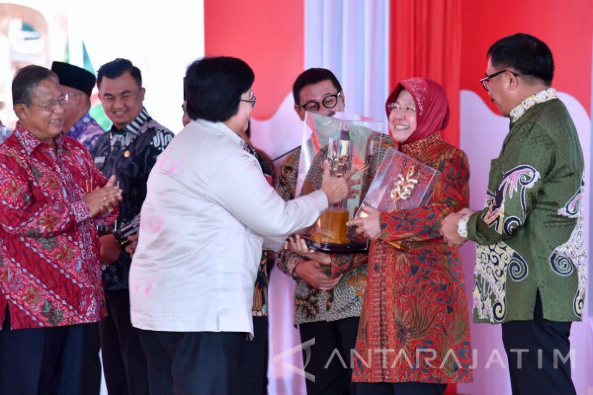 Surabaya Raih Penghargaan Adipura Kencana 2017