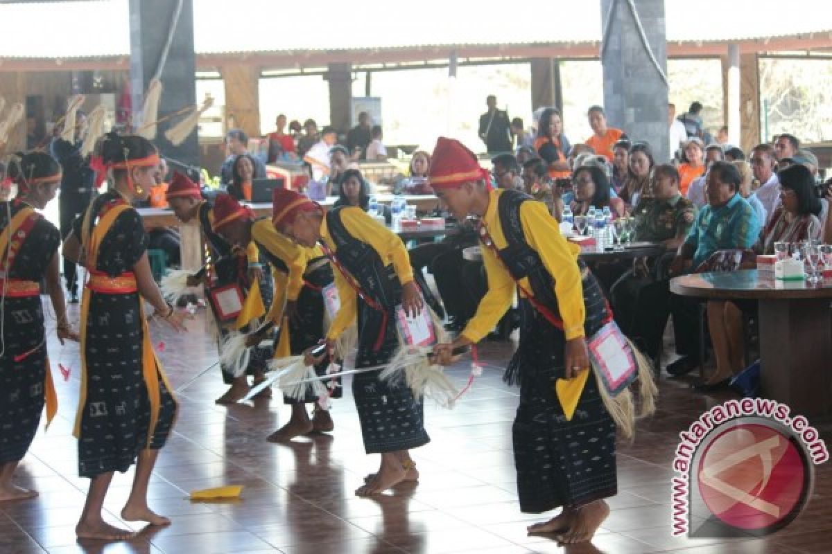 Pemkot Kupang gelar lomba tarian tradisional NTT