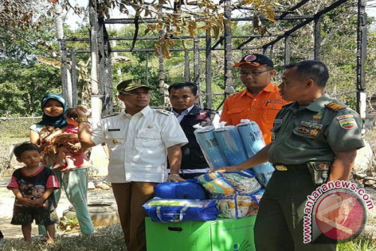 Malang Tak Dapat Ditolak, Rumah Eti Ludes