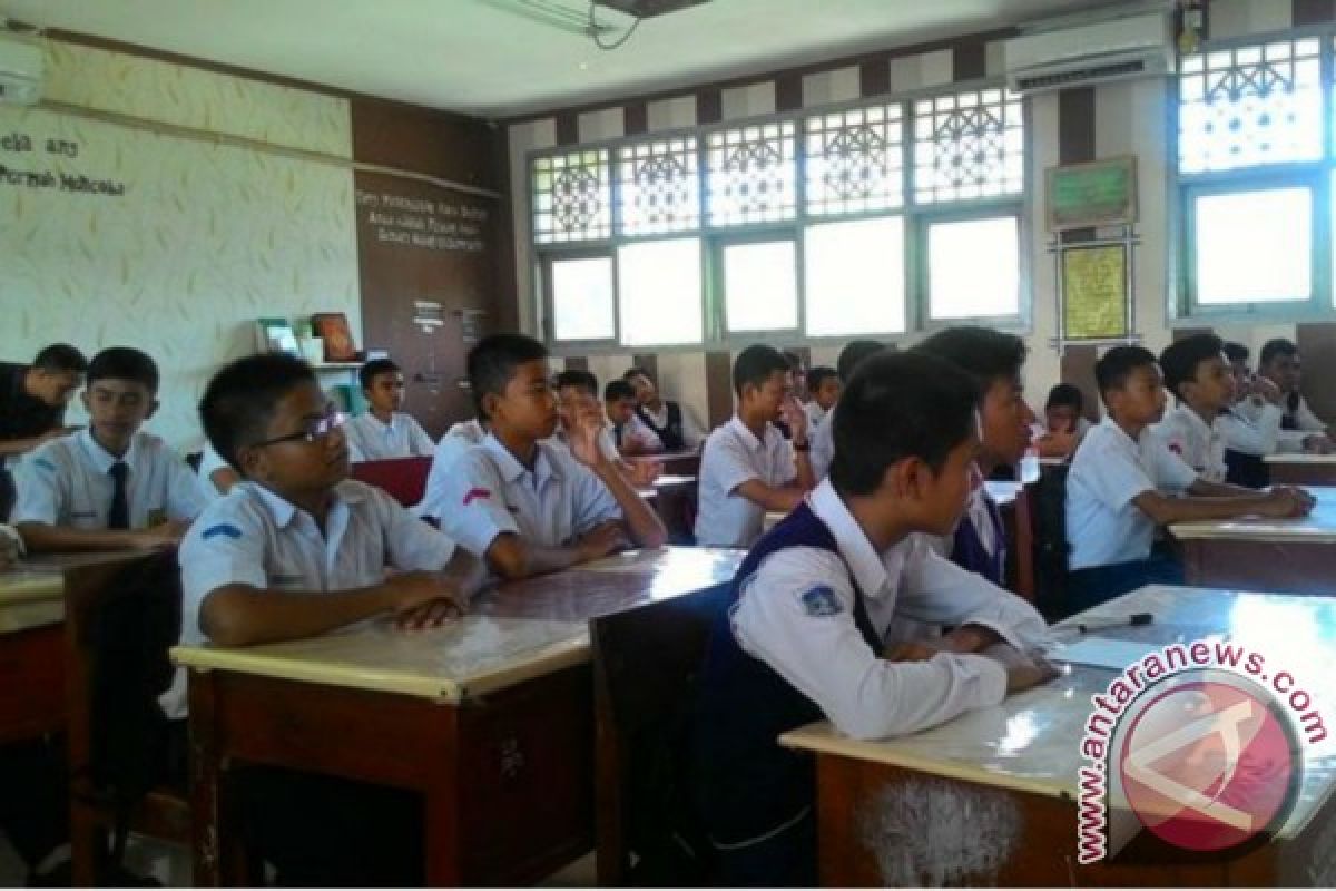 Disdik Tapin Tingkatkan Fasilitas Pendidikan SMP