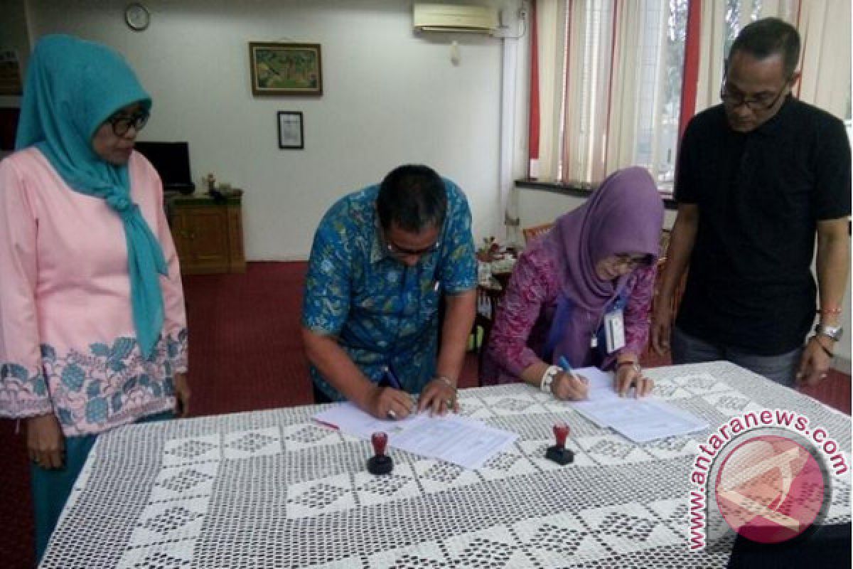 Lengkapi Infrastruktur Jaringan, Diskominfo Sijunjung Gandeng Telkom