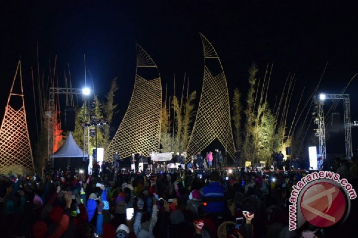 Shalawatan jadi menu pembuka Jazz Atas Awan