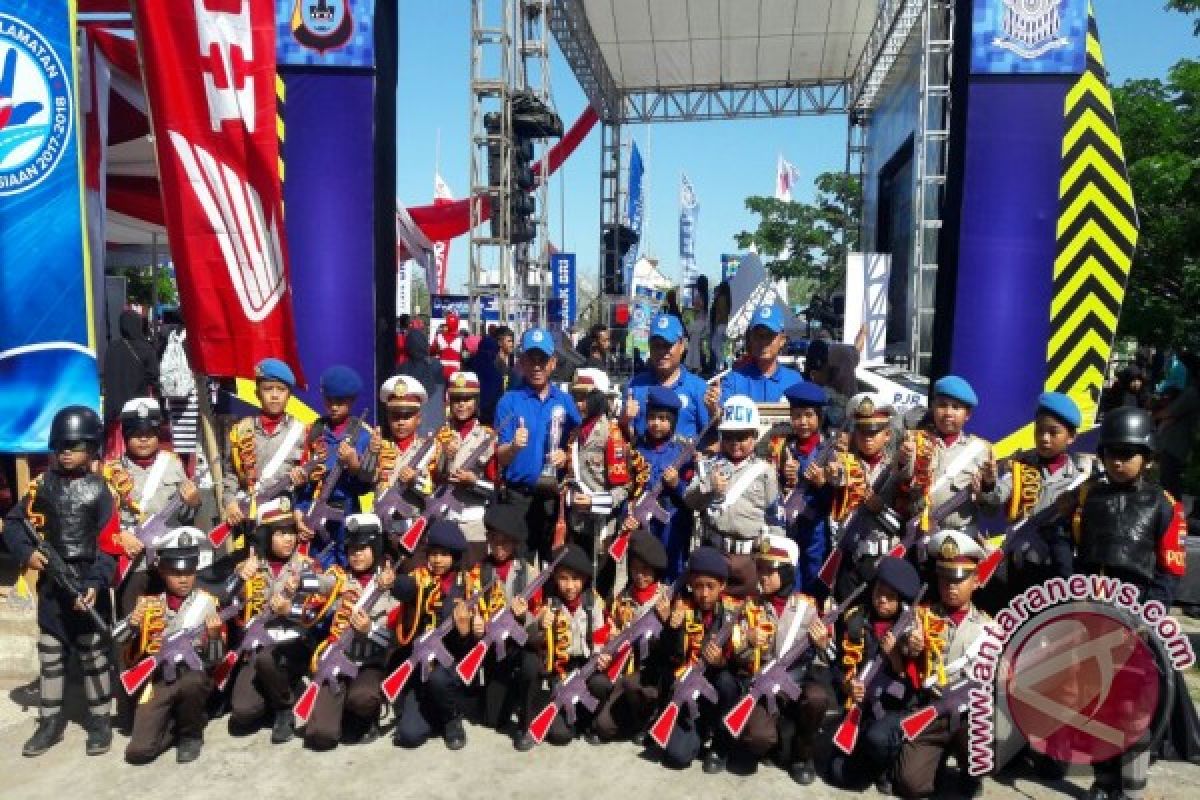 Polres Hulu Sungai Utara Bina Polisi Cilik