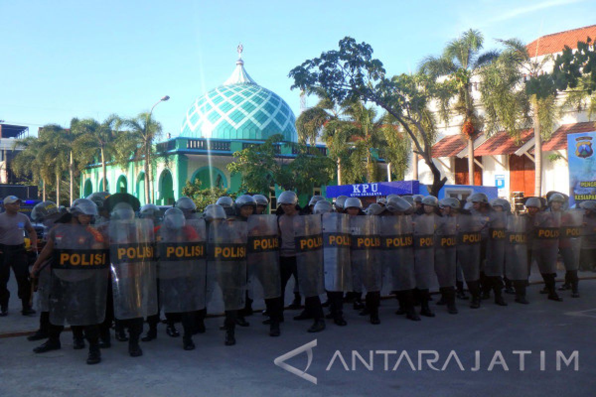 Ribuan Personel Amankan Pilkada Jatim di Surabaya