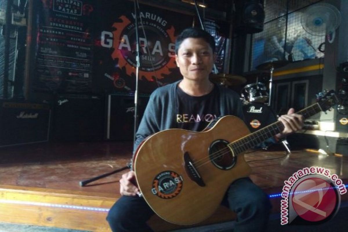 Putra Mahardika Jadikan Musik Band Bali Dikenal Meluas
