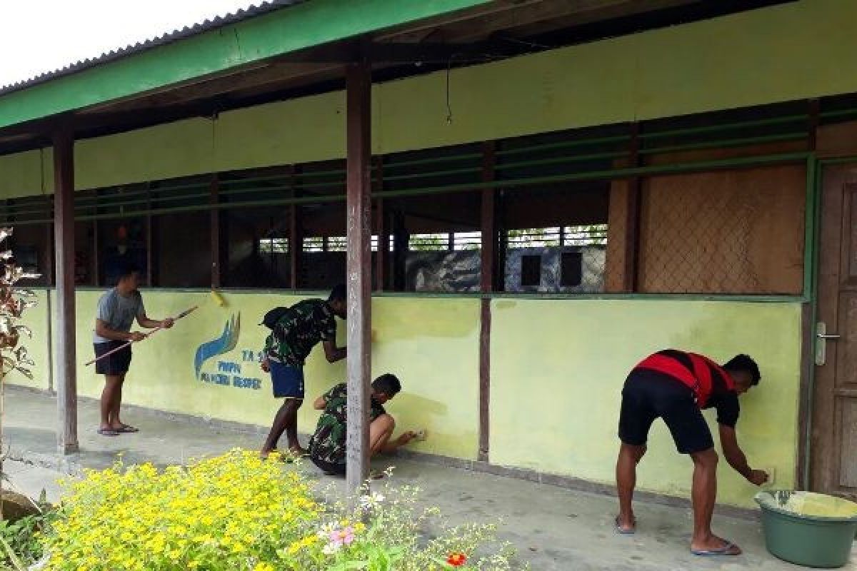 Satgas Pamtas RI-PNG renovasi gedung paud Yagama Arso 