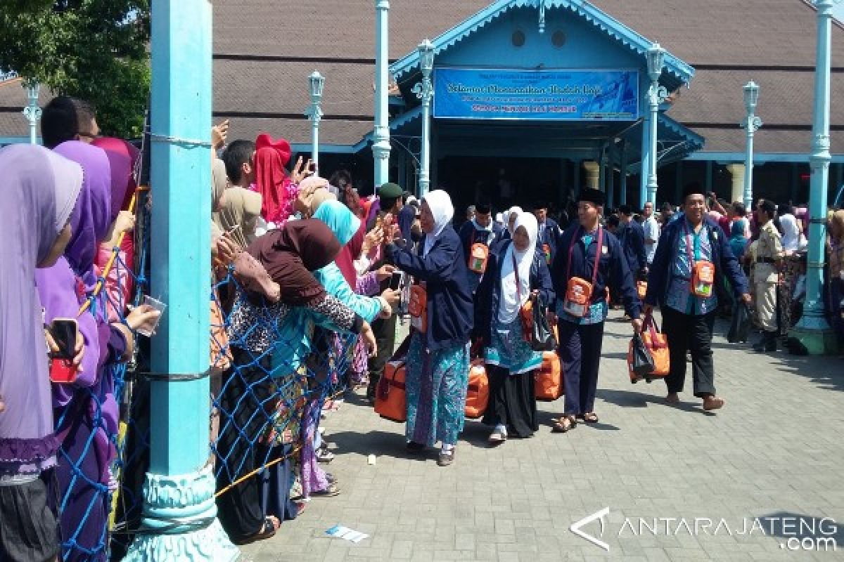 Permenkes 15 Tekan Jumlah Calon Haji Embarkasi Solo Yang Sakit