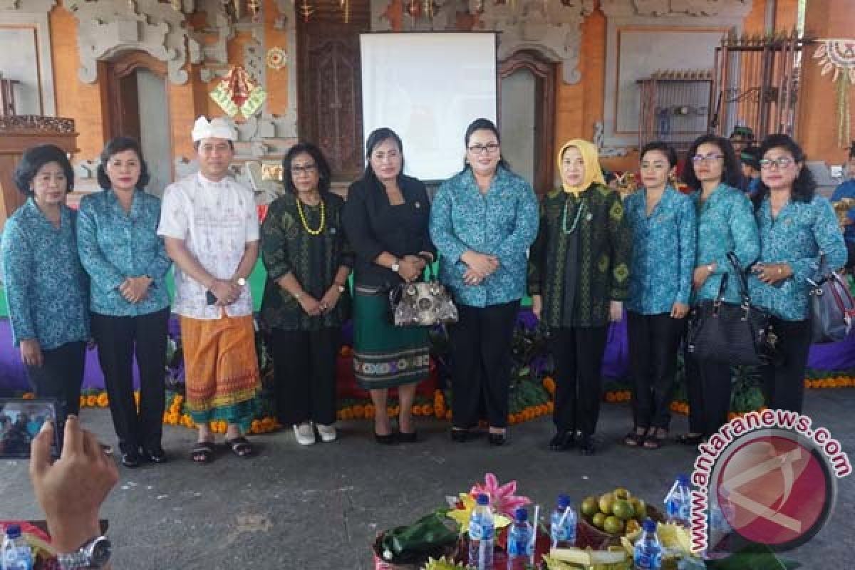 Ketua PKK Klungkung raih citra penggerak pembangunan