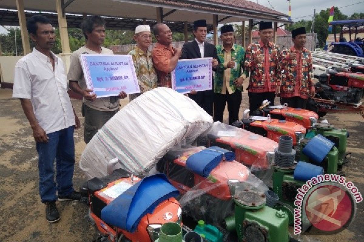 Sip! Kelompok Tani Seruyan Terima Bantuan Alat Pertanian