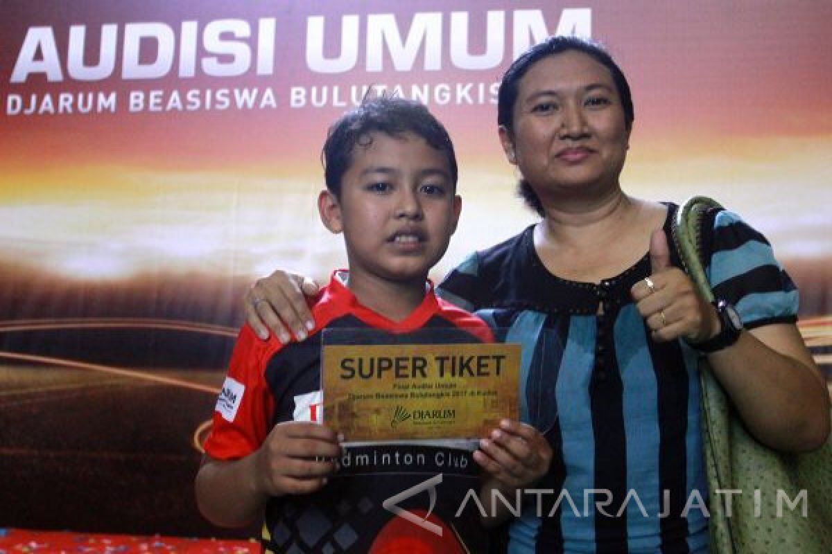 Tiga Pebulu Tangkis Cilik Banyuwangi Lolos Audisi Djarum