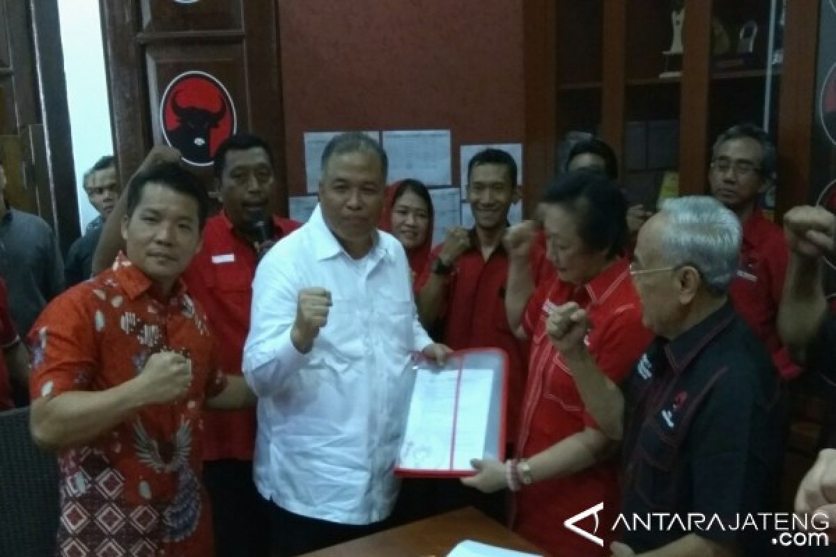 Mantan Pangdam Diponegoro Daftar Cawagub Melalui PDIP