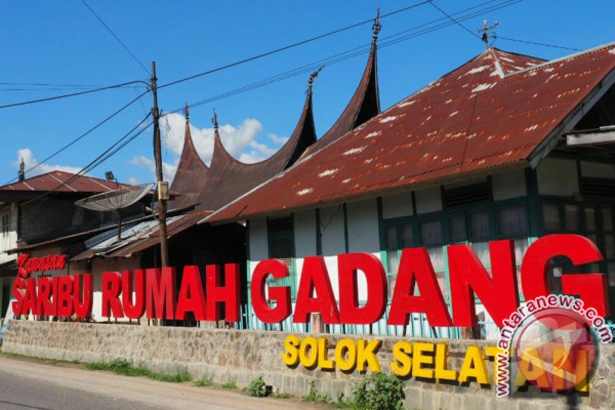 Solok Selatan Gandeng KEIN Kembangkan Perkampungan Adat Seribu Rumah Gadang