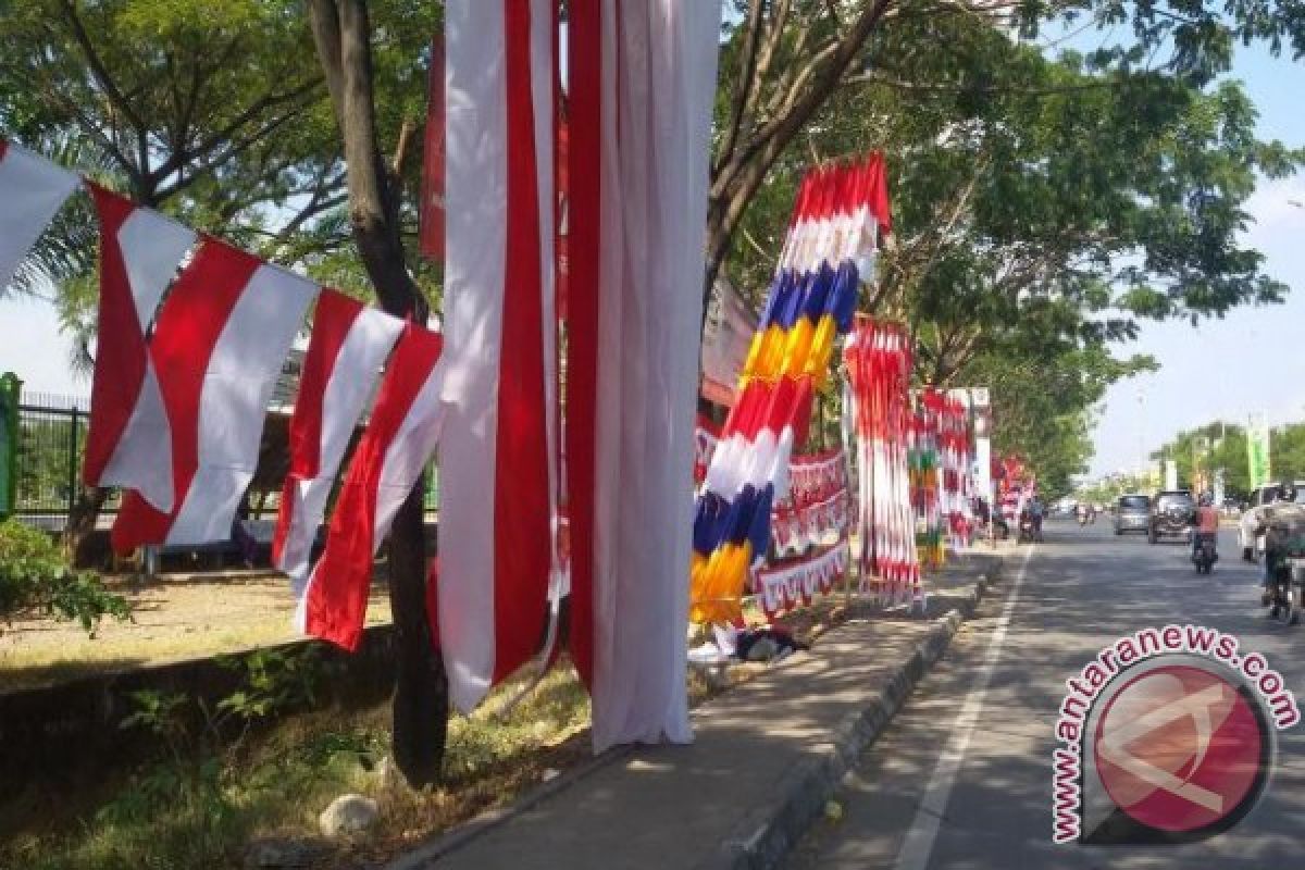 Umbul-umbul Merah Putih Serbu Kupang 