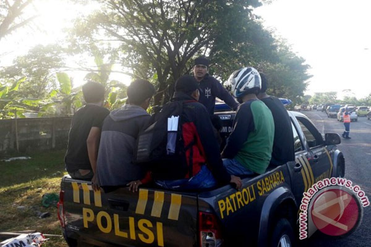 Blokade Tol Reformasi Aktivis-Warga Kembali Ditangkap Polisi 