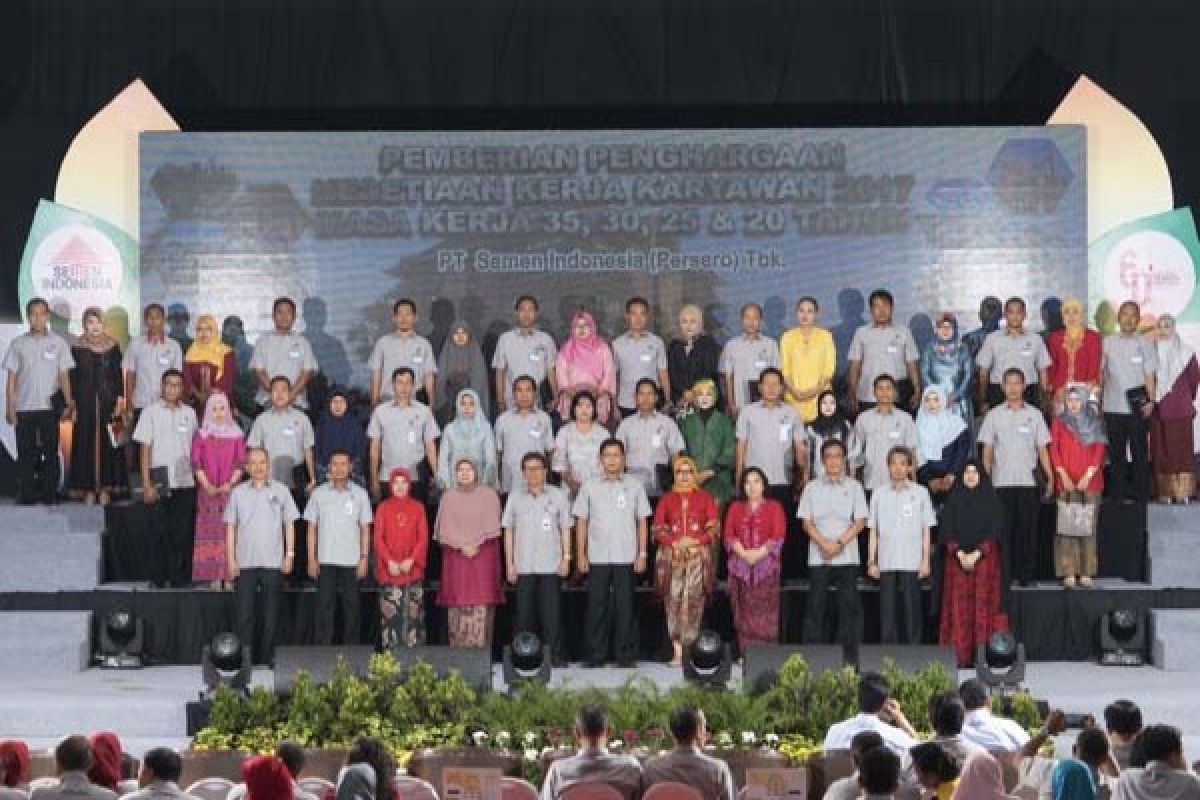 Semen Gresik Rayakan HUT Ke-60