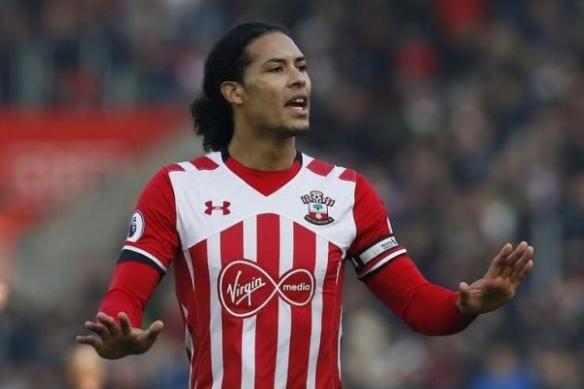 Van Dijk absen perkuat Southampton pada pertandingan pembukaan Liga