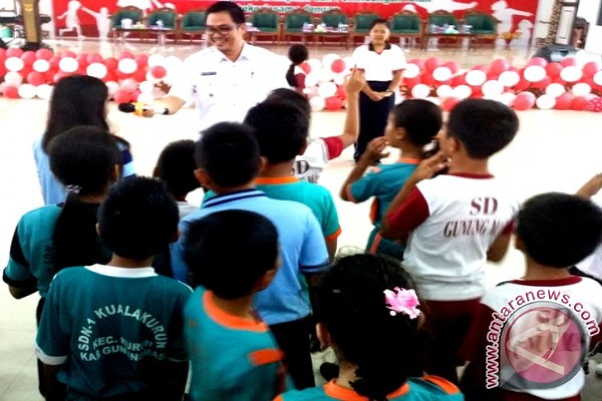 Wabup Minta Orang Tua Lebih Memperhatikan Perkembangan Anak