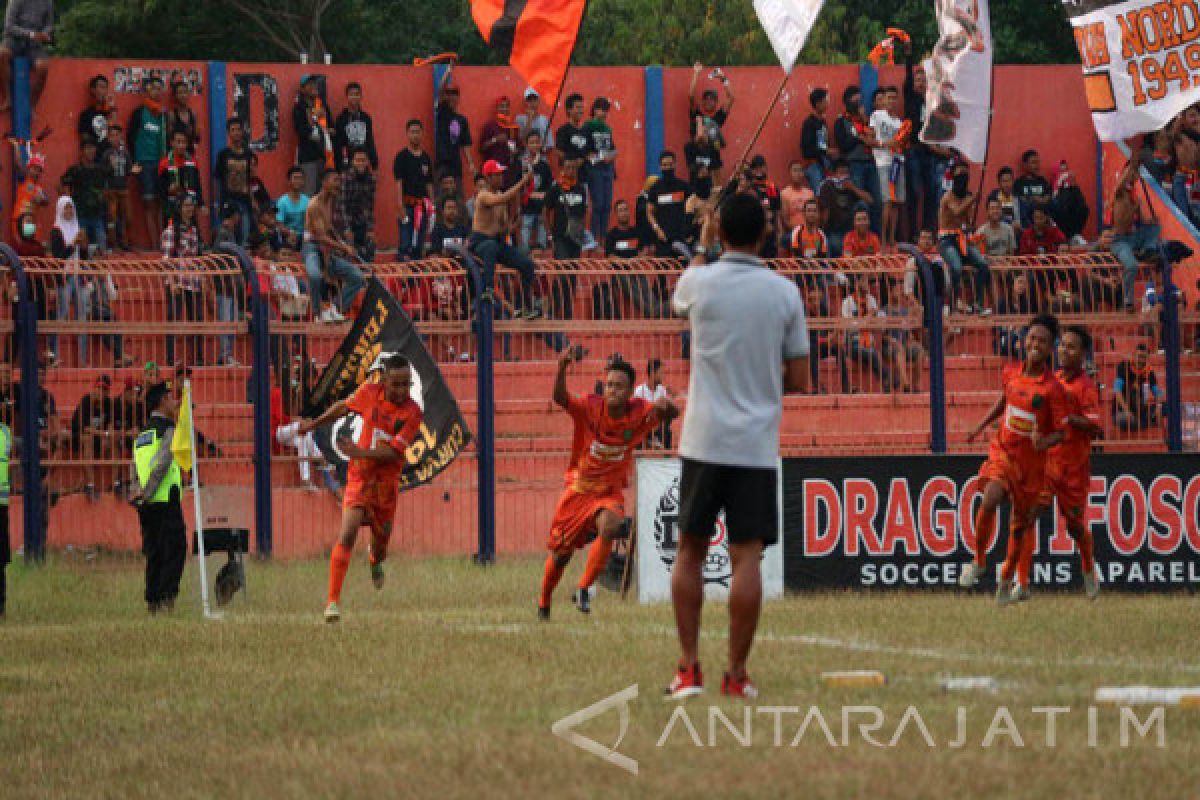 Persibo Kandaskan PSID Jombang 5-1