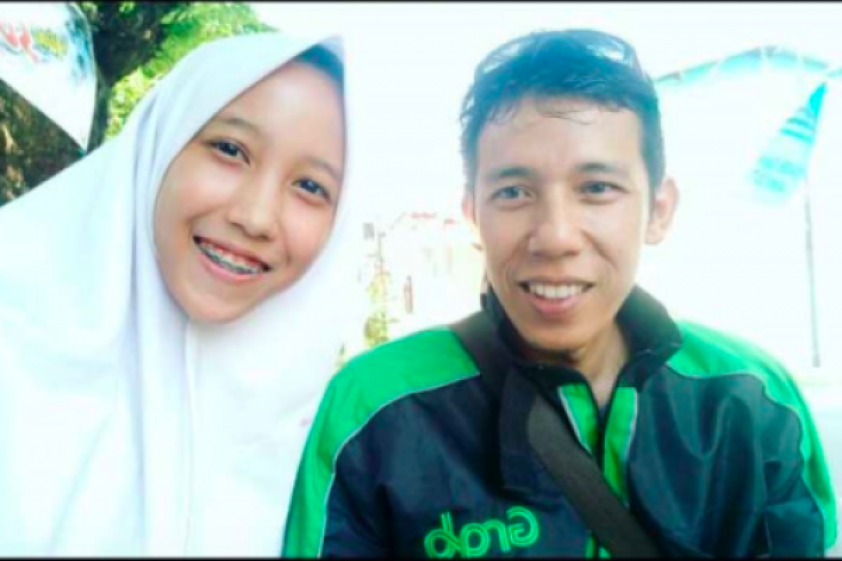 Berkat Pesan Ojek Online, Dewi bisa Bertemu Ayahnya yang lama Berpisah