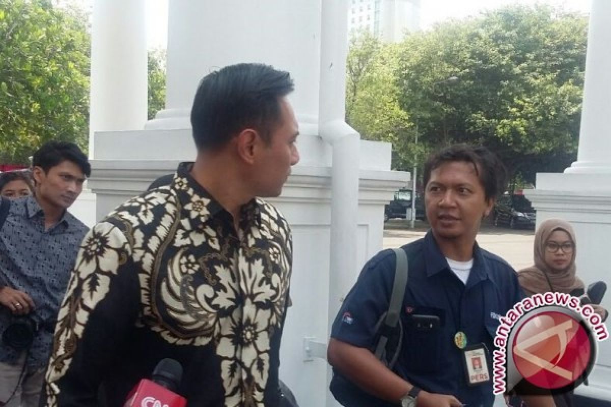 Agus Yudhoyono menghadap Presiden Jokowi di Istana