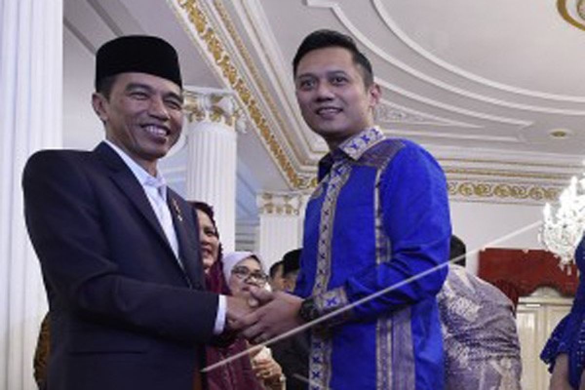 Presiden temui Agus Harimurti Yudhoyono di Istana