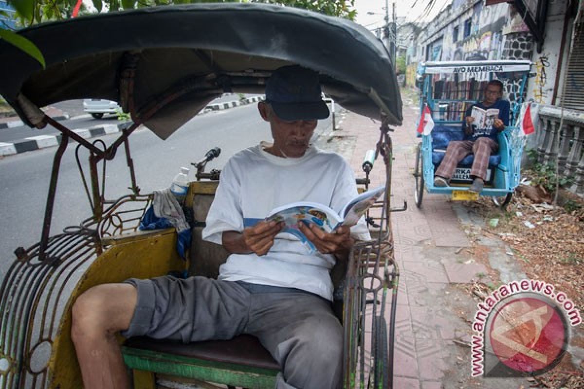 Angka buta aksara tersisa 2,07 persen