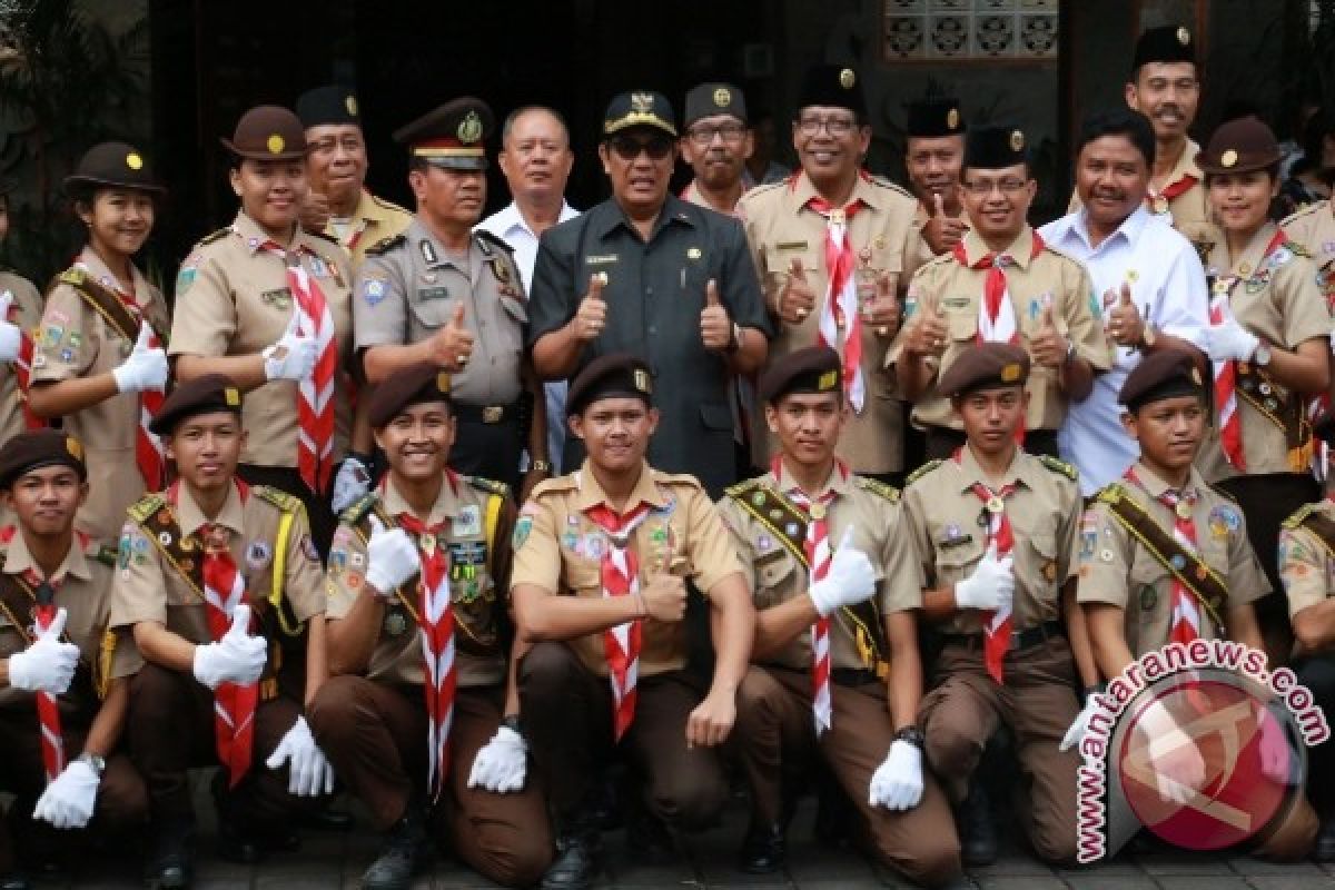 Wabup Tabanan Melepas Kontingen Raimuna Nasional 2017