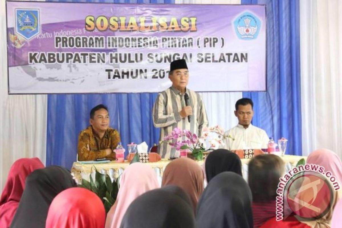 Disdik HSS Sosialisasikan Program Indonesia Pintar