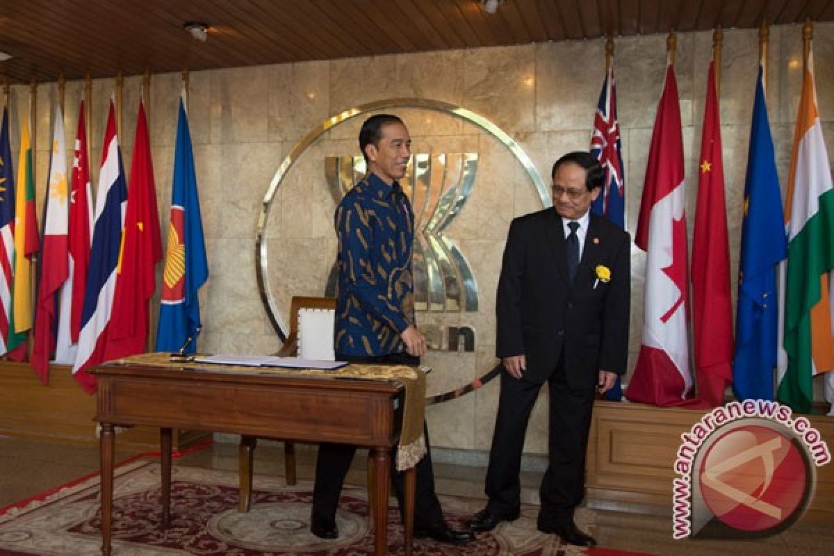 ASEAN strengthens economic growth through regional integration: President Jokowi